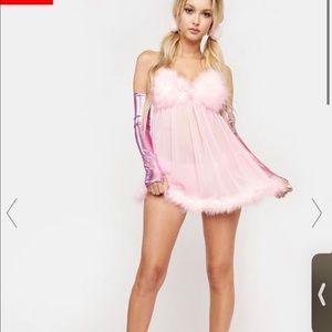 Fembot costume with costume gloves and hair puffs